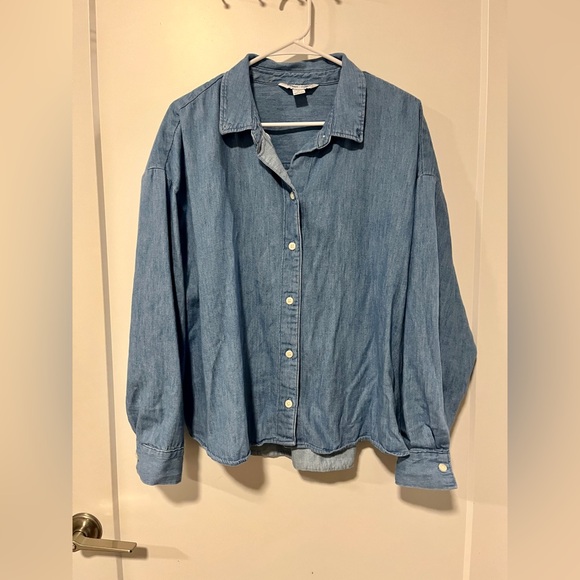 Old Navy Tops - The Boyfriend Shirt from Old Navy